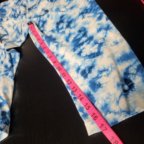 Core IO Women's Athletic Leggings, Blue/ White Watercolor, Large - Picture 8 of 8